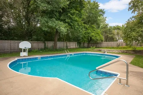 1318 W Royal Oaks Drive Shoreview MN 55126