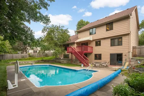 1318 W Royal Oaks Drive Shoreview MN 55126
