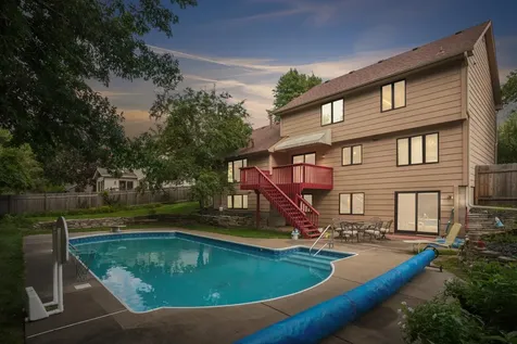 1318 W Royal Oaks Drive Shoreview MN 55126