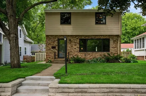 218 11th Avenue N Hopkins MN 55343