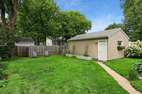 218 11th Avenue N Hopkins MN 55343