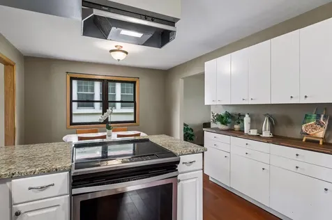 218 11th Avenue N Hopkins MN 55343