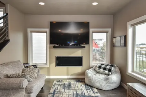 6562 56th Avenue S Fargo ND 58104