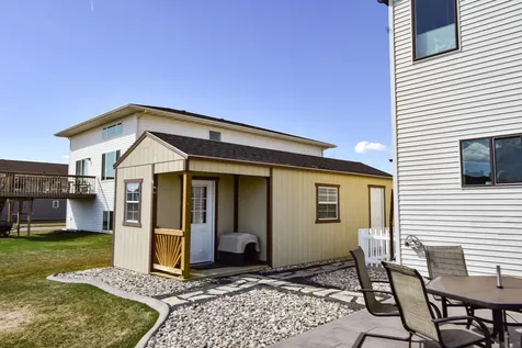 6562 56th Avenue S Fargo ND 58104