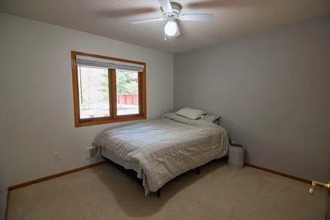 37807 Loon Drive Cohasset MN 55721