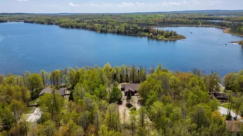 37807 Loon Drive Cohasset MN 55721