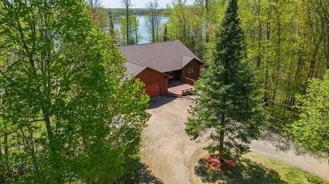 37807 Loon Drive Cohasset MN 55721
