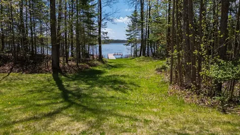 37807 Loon Drive Cohasset MN 55721