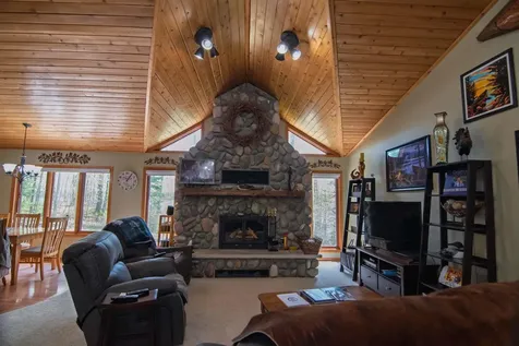37807 Loon Drive Cohasset MN 55721