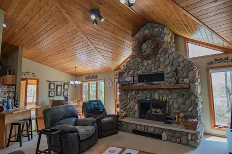 37807 Loon Drive Cohasset MN 55721
