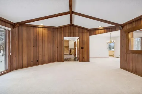 1835 Hunter Lane Mendota Heights MN 55118