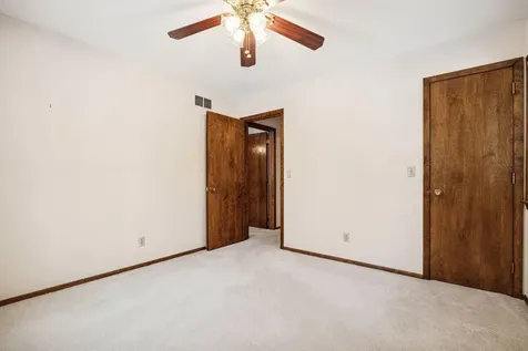 1835 Hunter Lane Mendota Heights MN 55118