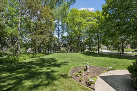 1835 Hunter Lane Mendota Heights MN 55118