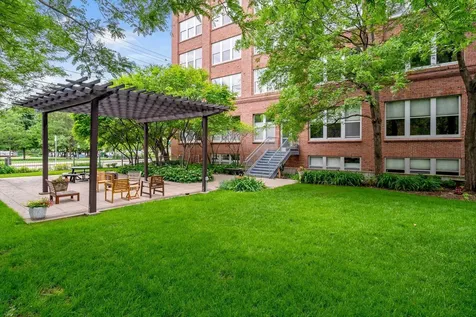225 9th Street E Saint Paul MN 55101