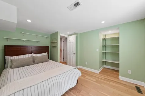 1739 Palace Avenue Saint Paul MN 55105