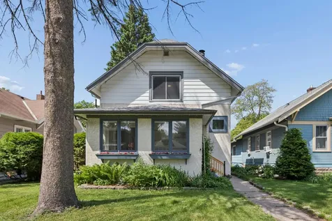 1739 Palace Avenue Saint Paul MN 55105