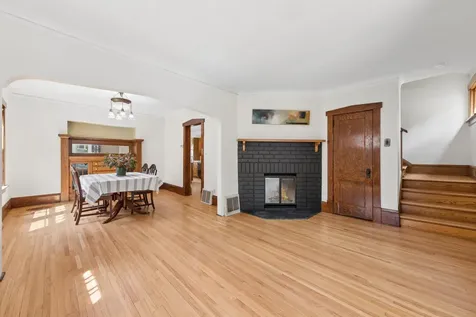 1739 Palace Avenue Saint Paul MN 55105