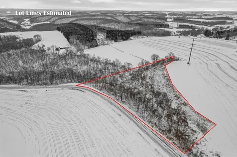 Tbd County Road P Fountain City WI 54629