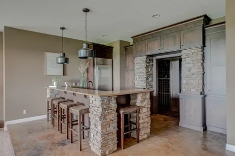 19 Birkmose Park Lane Hudson WI 54016