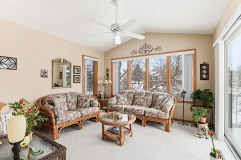 8813 Stonebrooke Court Woodbury MN 55125