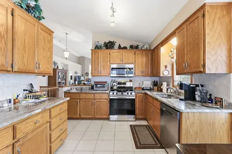 8813 Stonebrooke Court Woodbury MN 55125