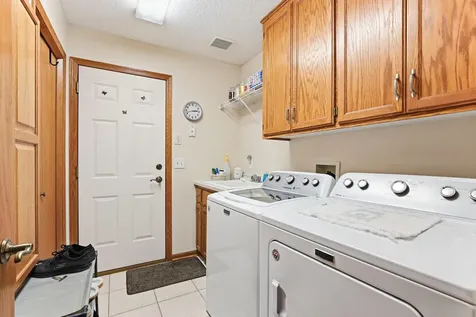 8813 Stonebrooke Court Woodbury MN 55125