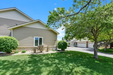 8813 Stonebrooke Court Woodbury MN 55125