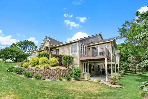 8813 Stonebrooke Court Woodbury MN 55125