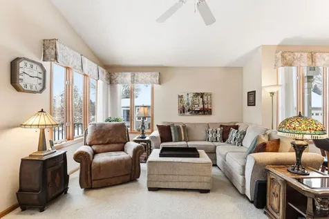 8813 Stonebrooke Court Woodbury MN 55125