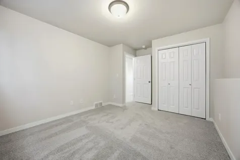 6713 Samuel Drive Horace ND 58047