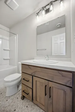6713 Samuel Drive Horace ND 58047