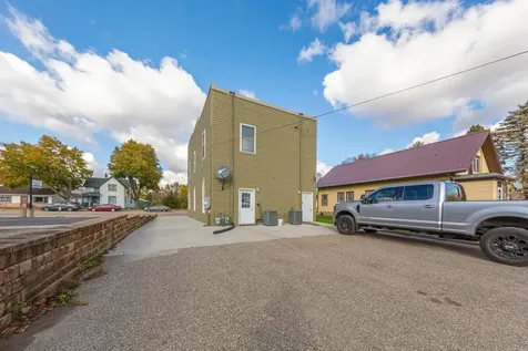 305 Main Street Henderson MN 56044