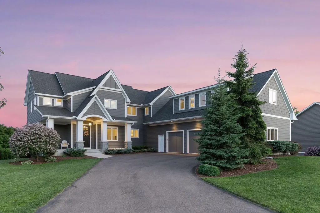 2880 Fairway Drive Chaska MN 55318