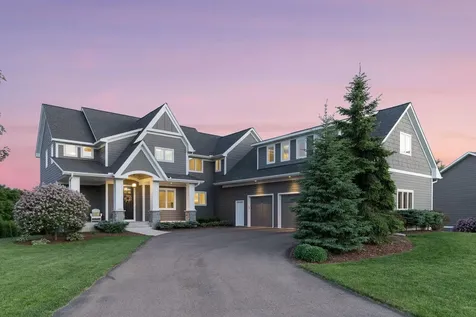 2880 Fairway Drive Chaska MN 55318
