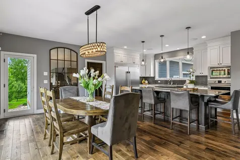 2880 Fairway Drive Chaska MN 55318