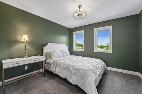 2880 Fairway Drive Chaska MN 55318