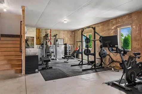 2880 Fairway Drive Chaska MN 55318