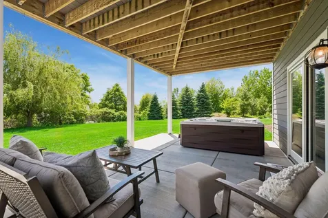 2880 Fairway Drive Chaska MN 55318