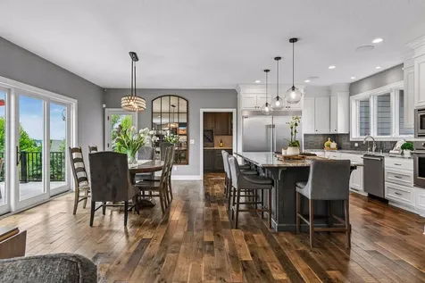 2880 Fairway Drive Chaska MN 55318