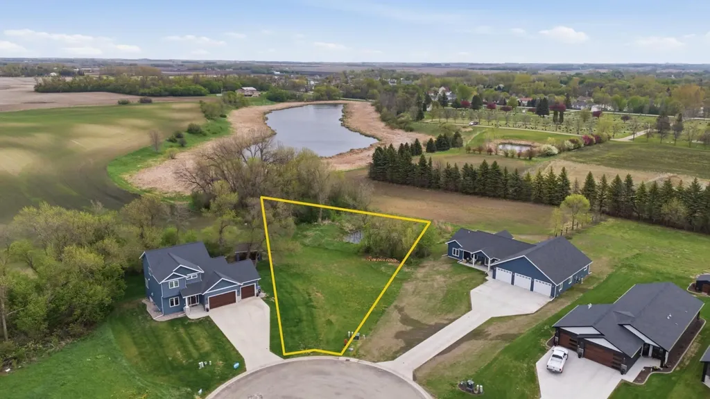 536 Leonard Street Hawley MN 56549