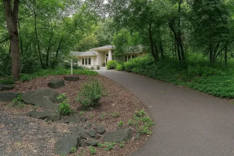 5870 Blackberry Bridge Path Inver Grove Heights MN 55076