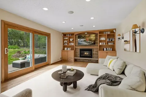 8817 Westmoreland Lane Saint Louis Park MN 55426