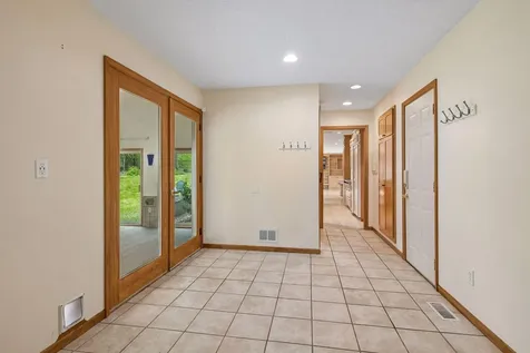 8817 Westmoreland Lane Saint Louis Park MN 55426