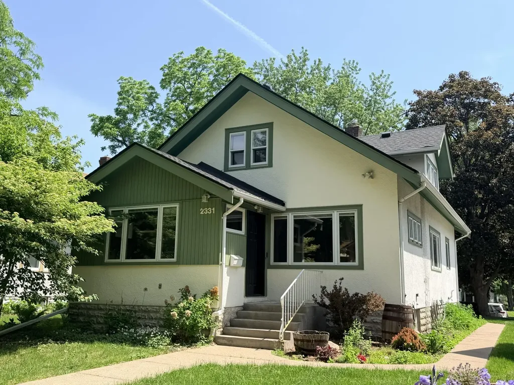 2331 Arthur Street NE Minneapolis MN 55418