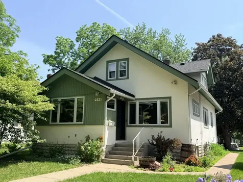 2331 Arthur Street NE Minneapolis MN 55418