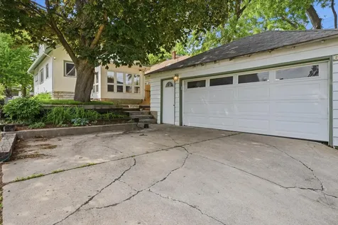 2331 Arthur Street NE Minneapolis MN 55418