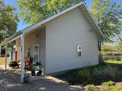 1960 Cottonwood Lake Drive Windom MN 56101