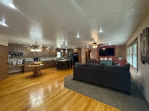 1960 Cottonwood Lake Drive Windom MN 56101