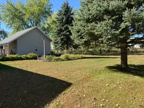 1960 Cottonwood Lake Drive Windom MN 56101