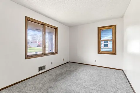 3301 Edgemere Avenue Saint Anthony MN 55418